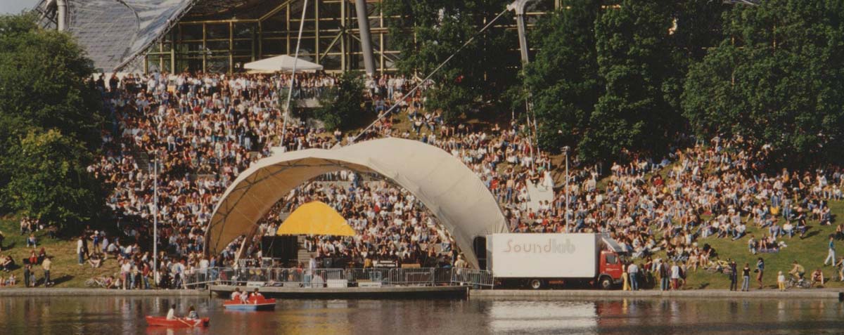 Bühne im Olympiapark in München